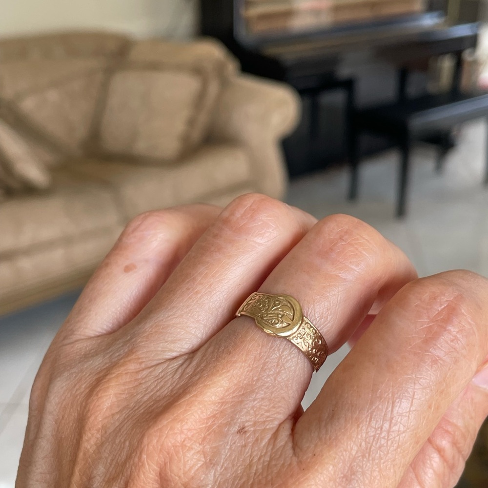 Antique 9k Buckle Ring - Picture 10 of 12